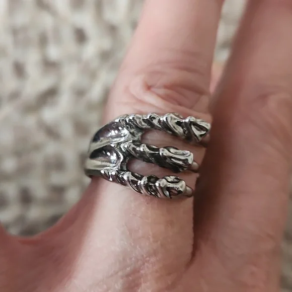 CLAW RING - Picture 3 of 3